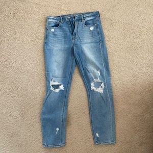 American Eagle Mom Jean size 6